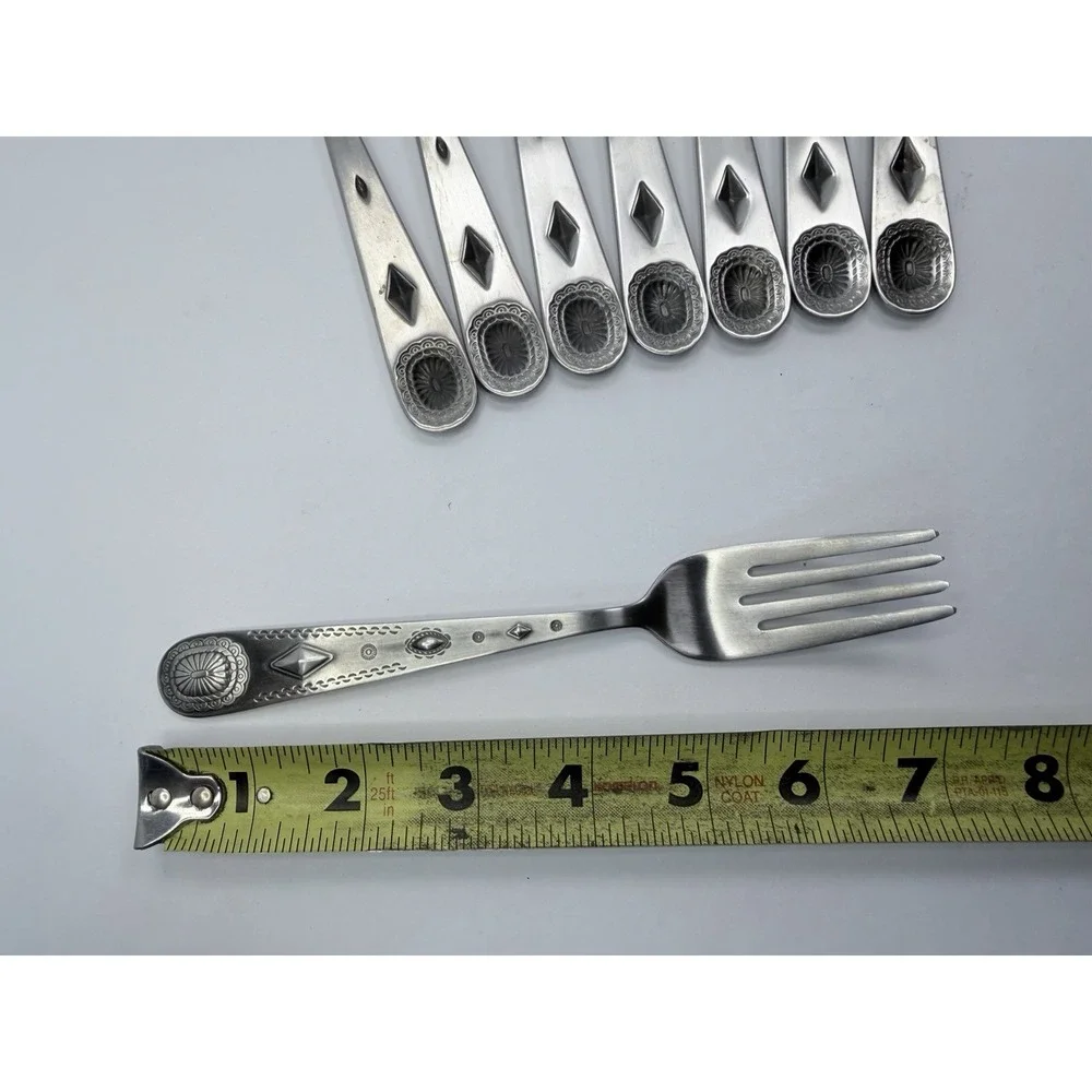 Wallace TAOS Stainless Southwest Motif Satin 8 Salad‎ Forks 18/0 China Flatware
